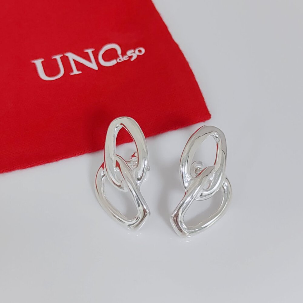 Uno de 50 INSEPARABLES EARRINGS, with 2 organic interlocked links Silver Plated